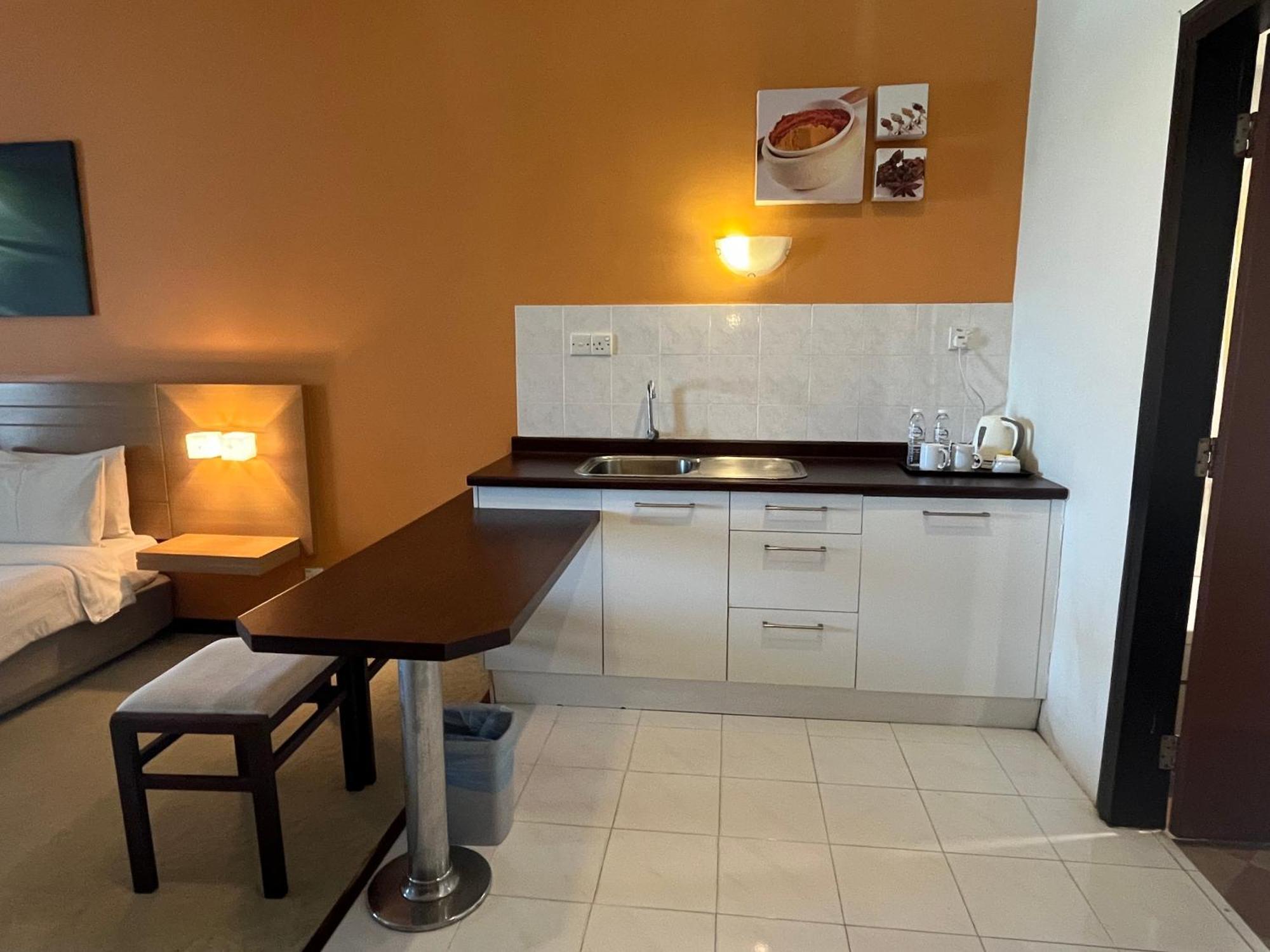 Paradise By The Sea In Penang By Veron At Rainbow Paradise Tanjung Bungah  Exterior foto